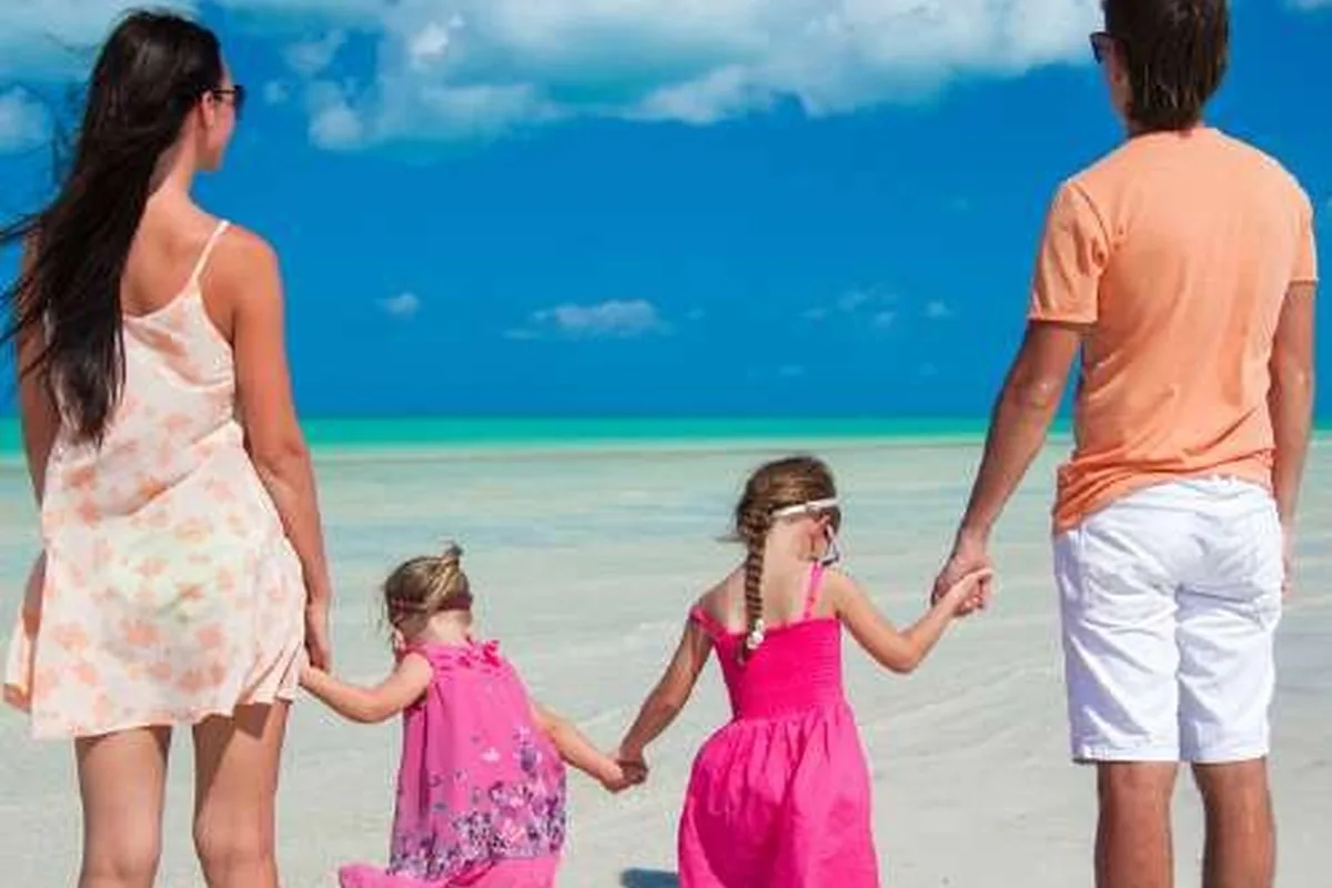 Una famiglia sulla spiaggia di Holbox
