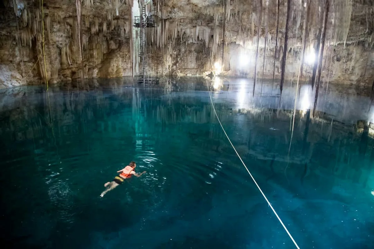 Cenote Agua Dulce vicino a Valladolid